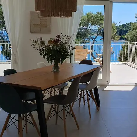 Dolce Villa, Votre Maison En Front De * Lumbarda
